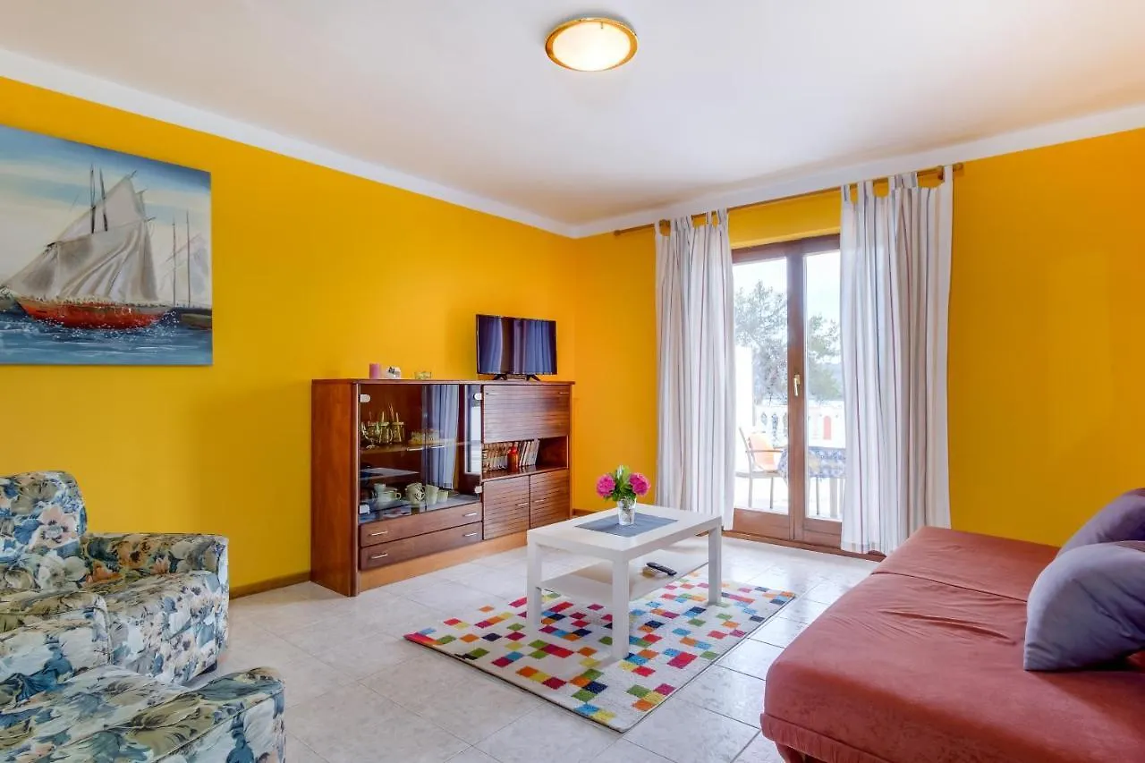 Apartments Villa Julija Mali Losinj 0*,
