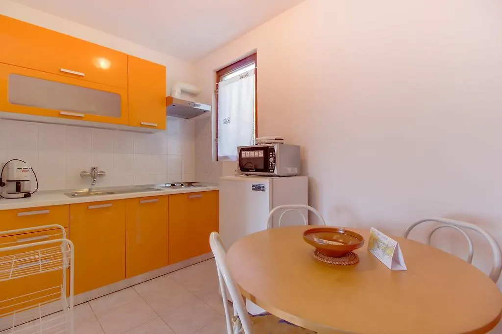 Apartments Villa Julija Mali Losinj 0*,
