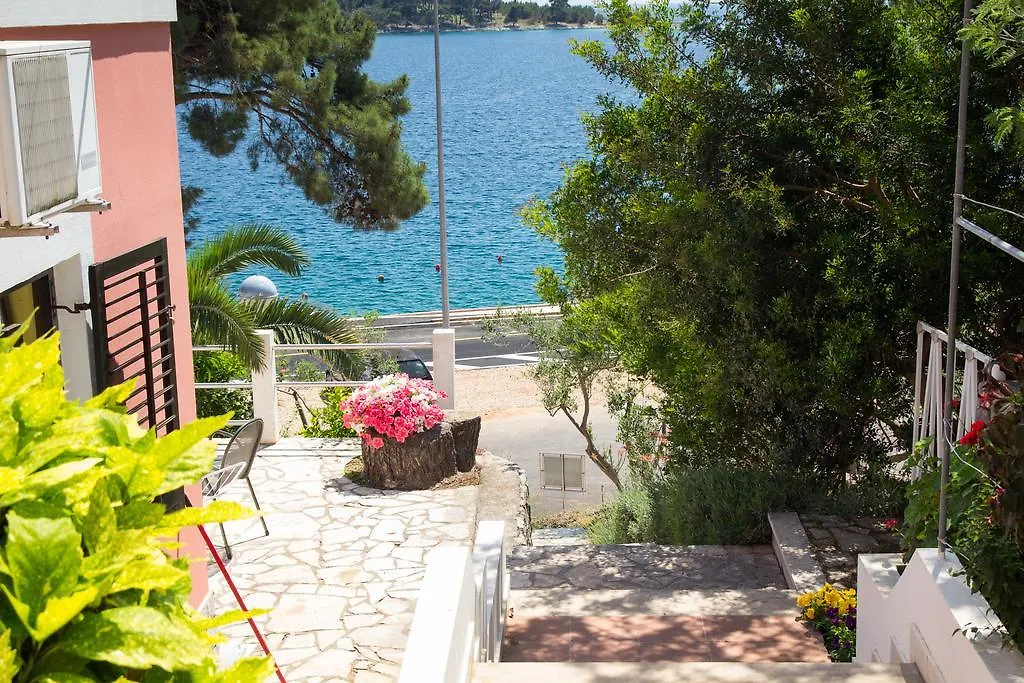 Apartments Villa Julija Mali Losinj