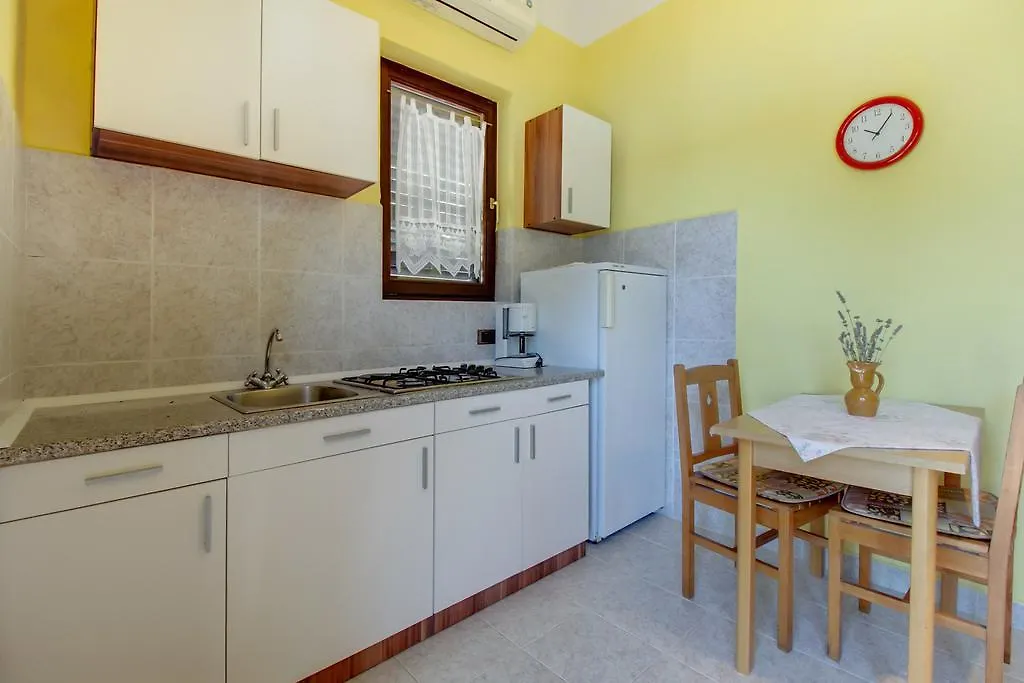 Apartments Villa Julija Mali Losinj