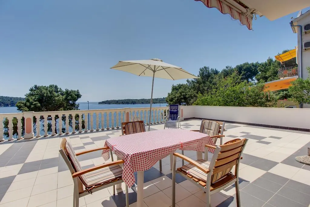 Apartments Villa Julija Mali Losinj 0*,