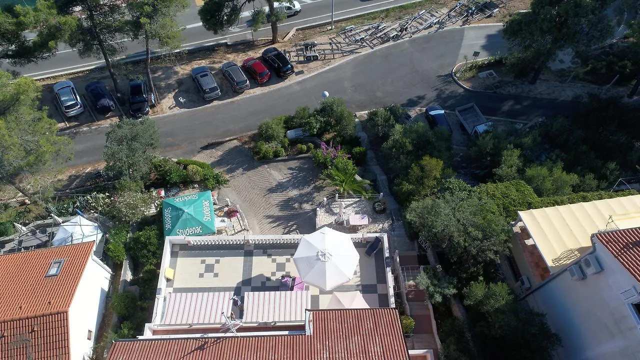 Apartments Villa Julija Mali Losinj